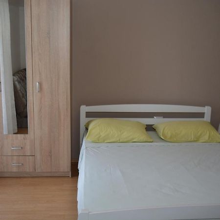 Apartmani Katica Kornić Exteriör bild