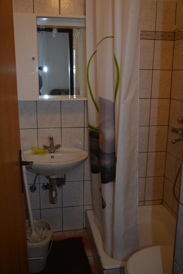Apartmani Katica Kornić Exteriör bild